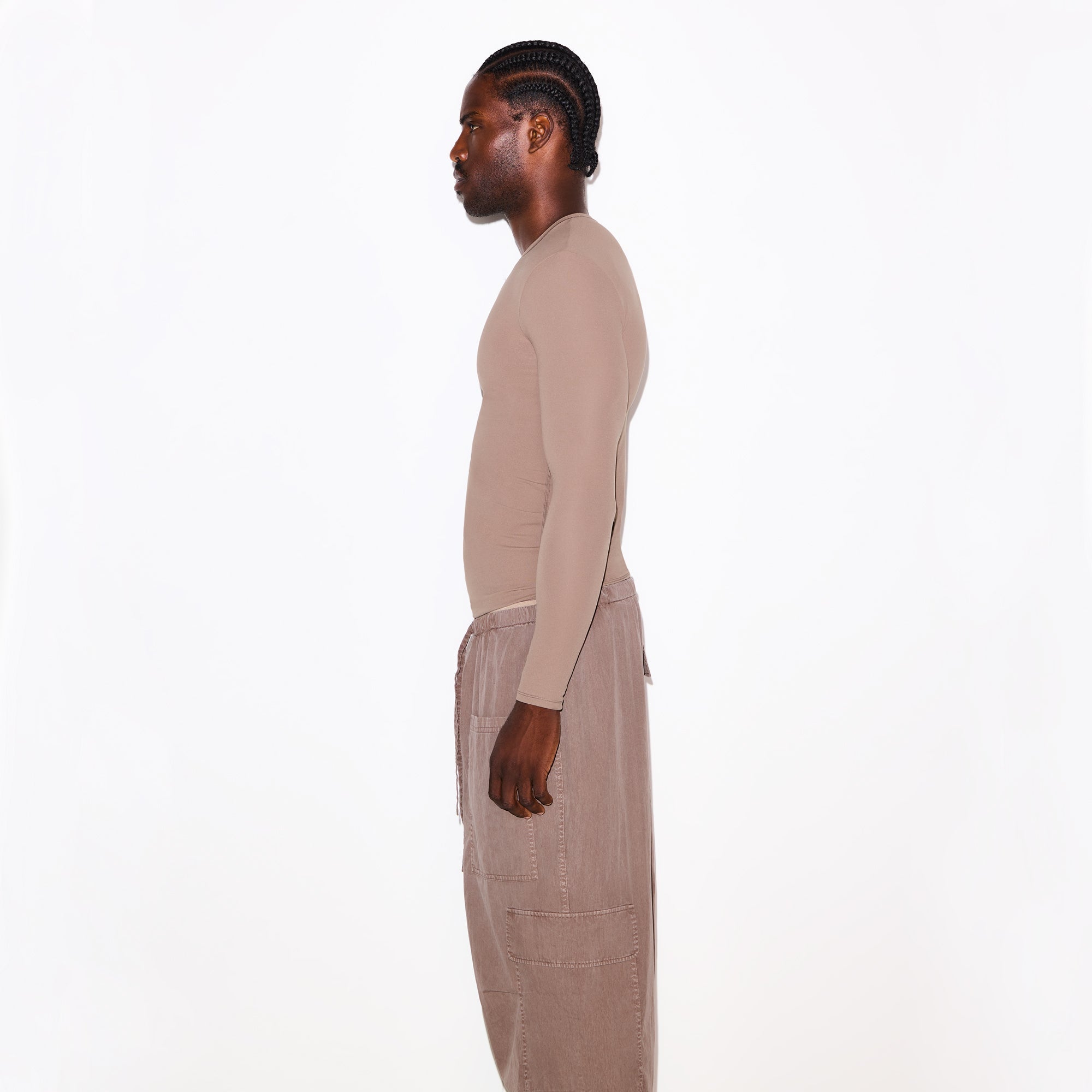 FITS EVERYBODY MENS SLIM LONG SLEEVE T-SHIRT | UMBER
